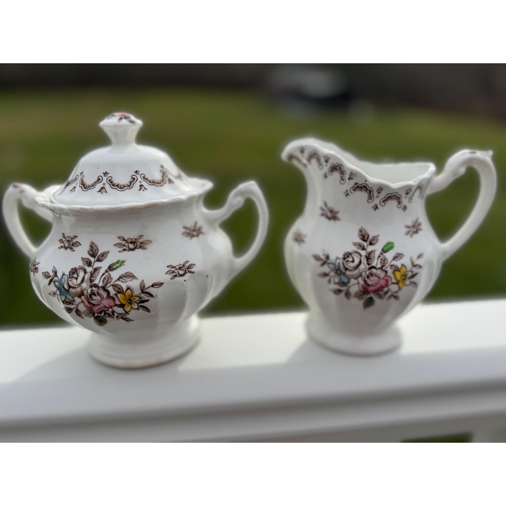 VTG MCM J&G Meakin Chatsworth Creamer & Sugar Bowl Set  White England Floral